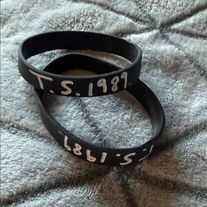 Taylor Swift 1989 Rubber Bracelet Black Bracelets Set TS